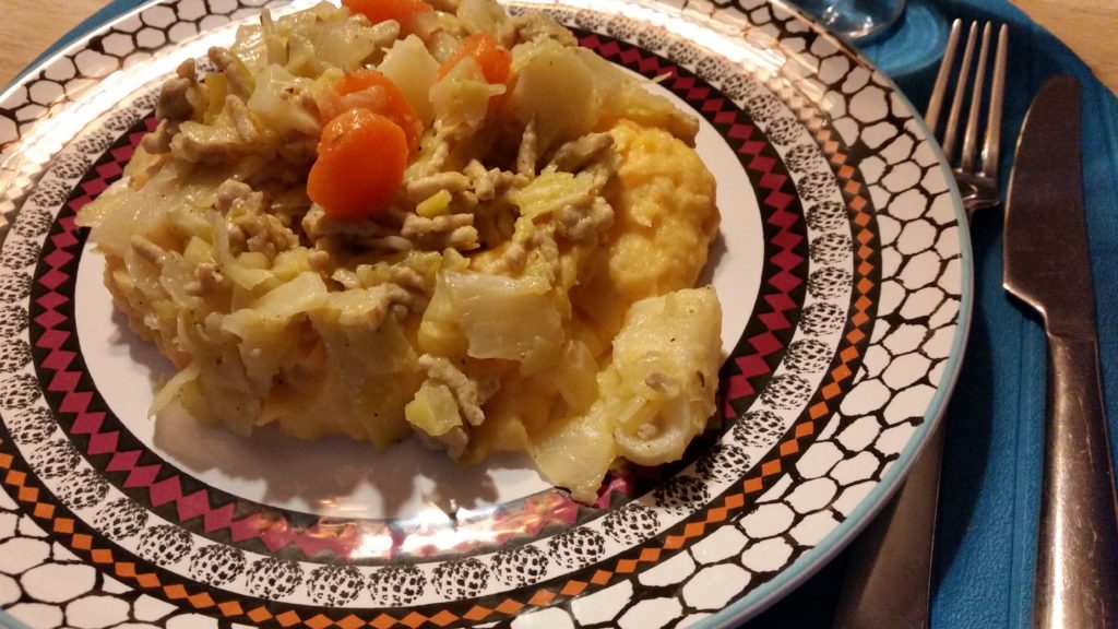 Kartoffelmos med gulerod og sød kartoffel.