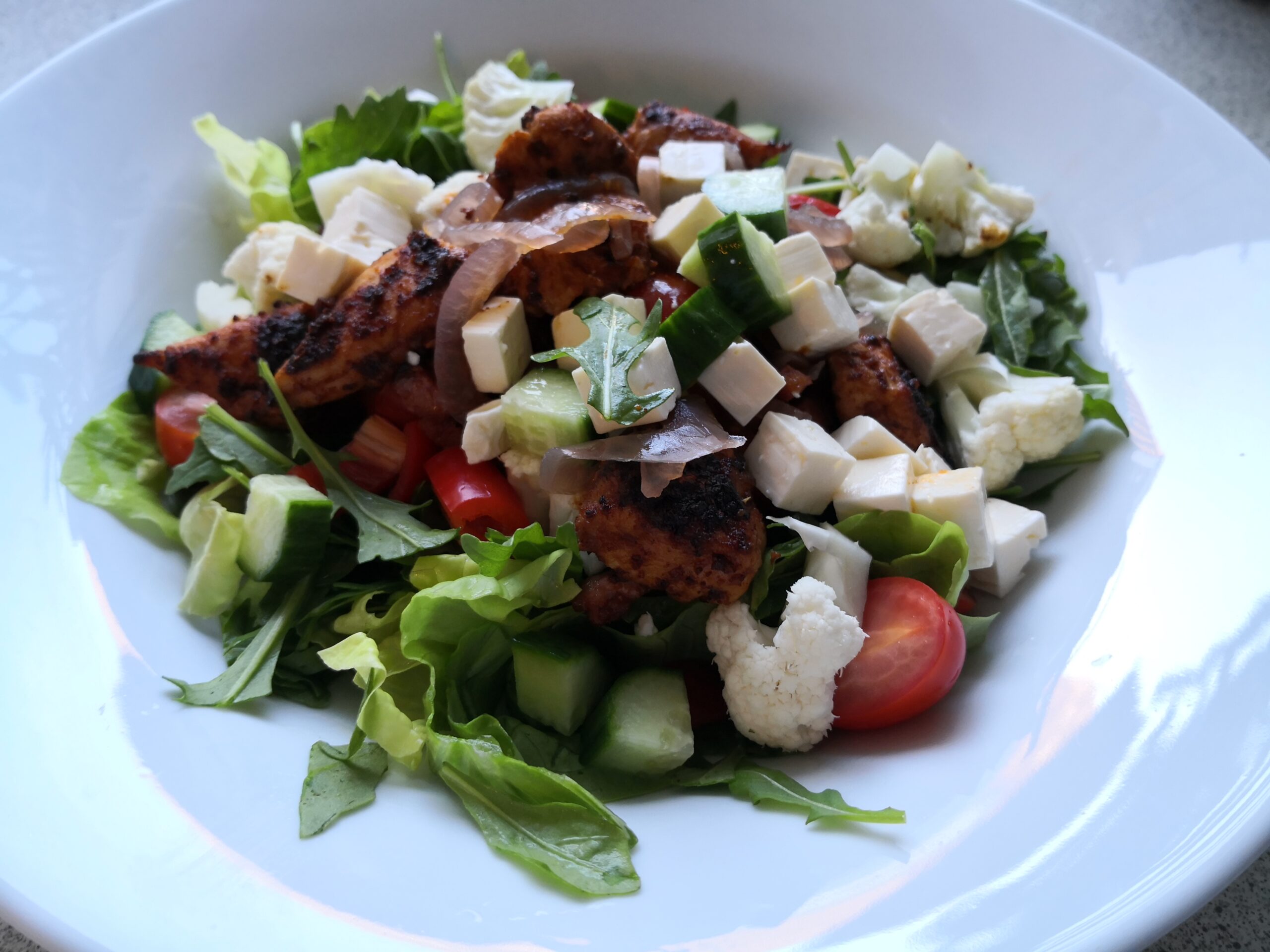 Kyllingesalat med bacon