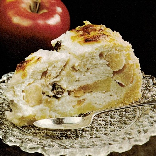 Ostetærte med æbler